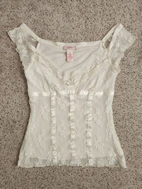 Candie's Y2k White Lace Top